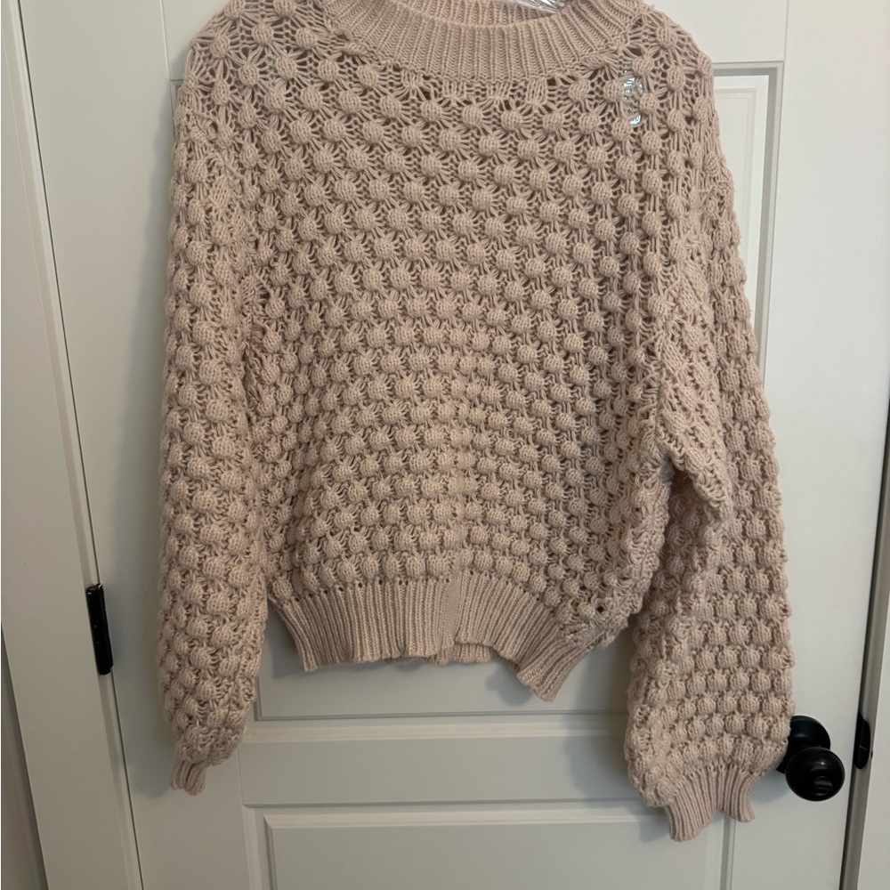 POL Textured Knit Sweater in Beige
